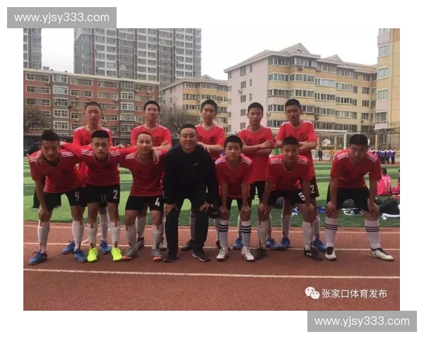 足球比赛比分直播实时战况全程追踪精彩赛事分析与热门球队动态 足球比赛比分直播实时战况全程追踪精彩赛事分析与热门球队动态