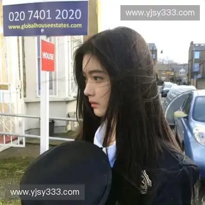 岑宝菱